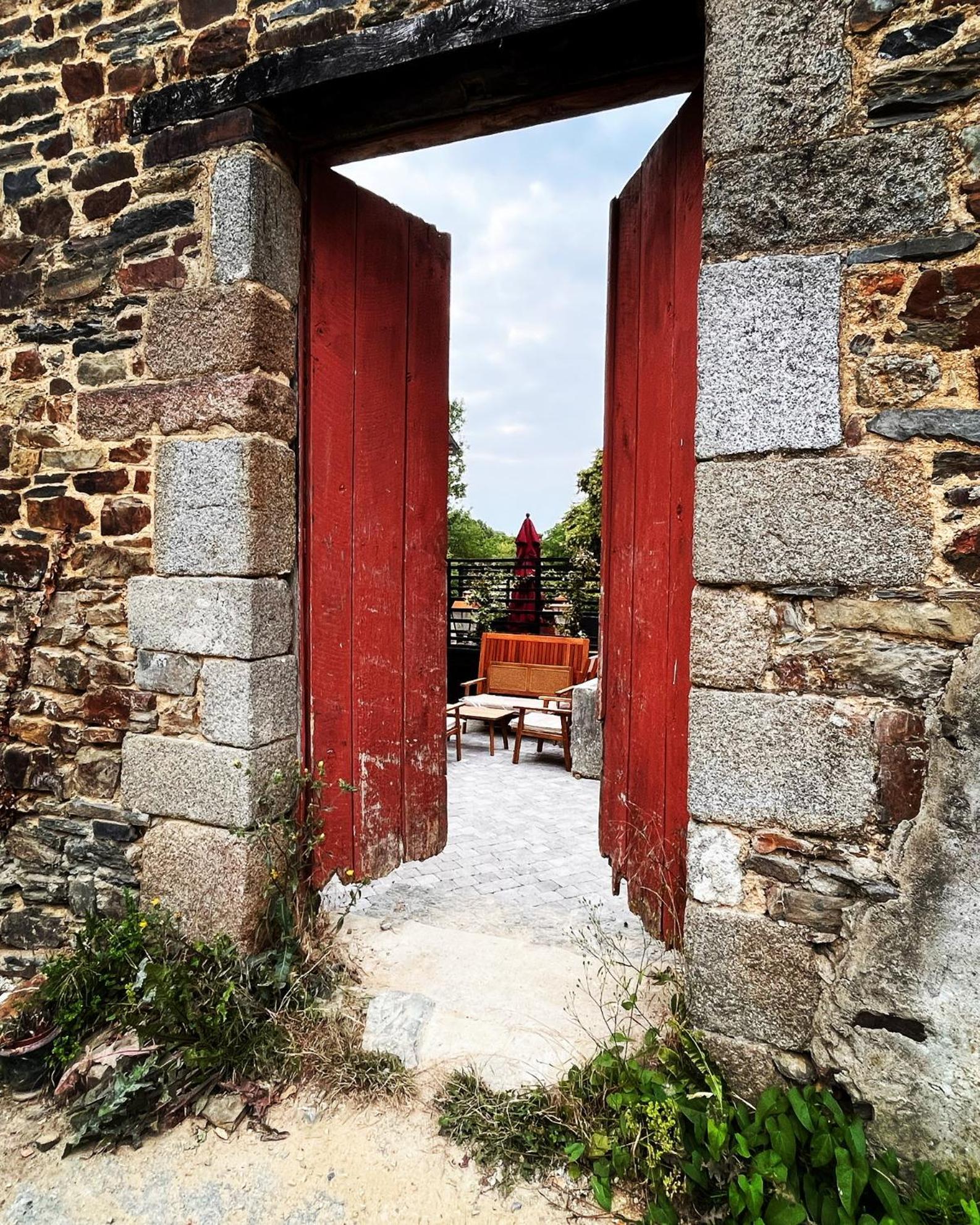 Domaine Du Tertre Ychot Hotel ดอล-เดอ-เบรอตาญ ภายนอก รูปภาพ