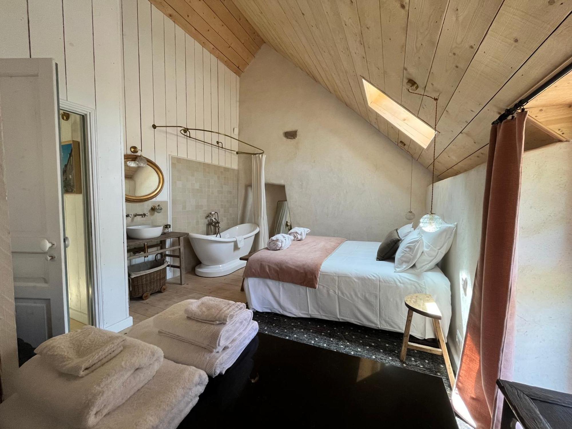 Domaine Du Tertre Ychot Hotel ดอล-เดอ-เบรอตาญ ภายนอก รูปภาพ