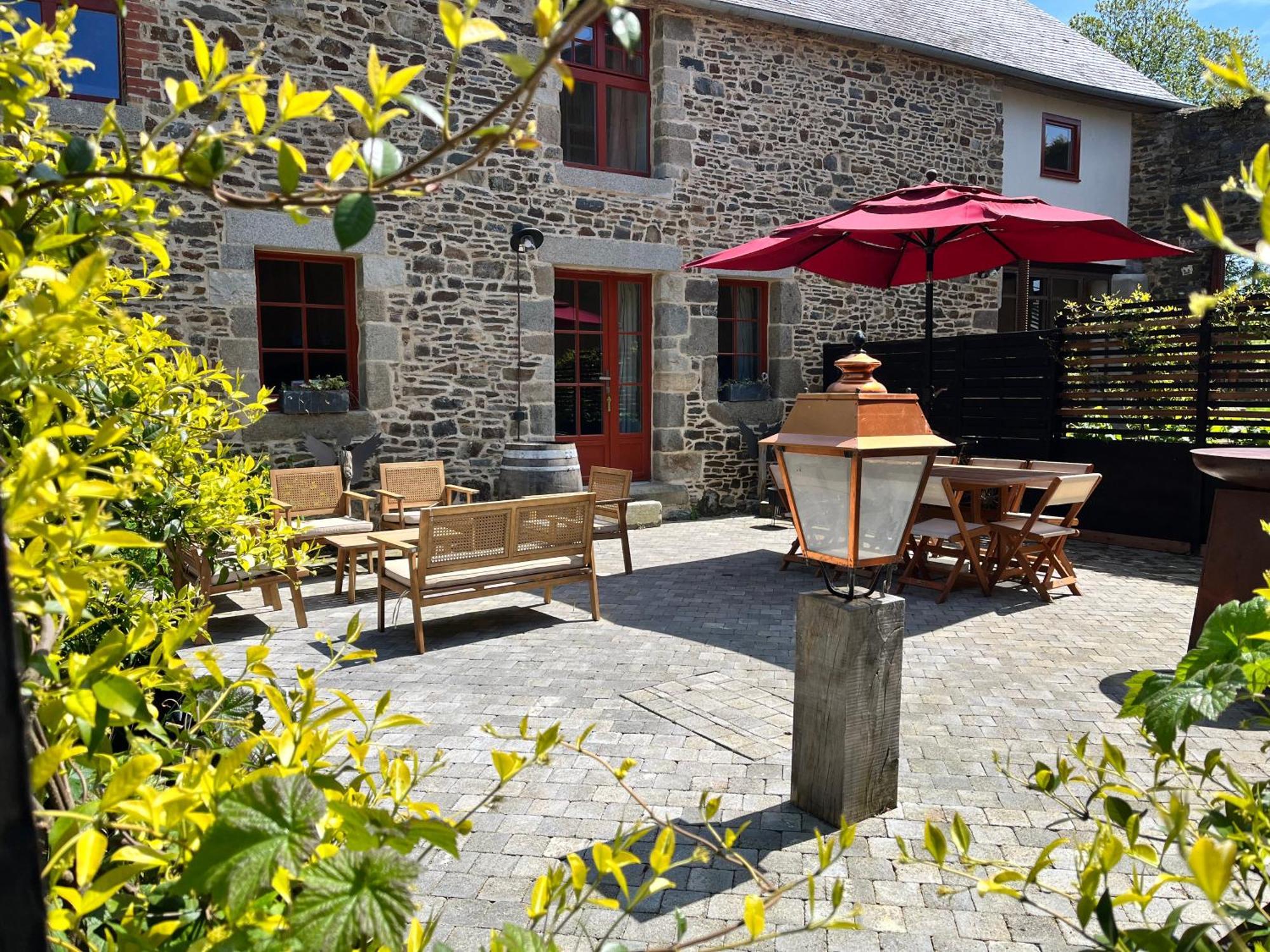 Domaine Du Tertre Ychot Hotel ดอล-เดอ-เบรอตาญ ภายนอก รูปภาพ